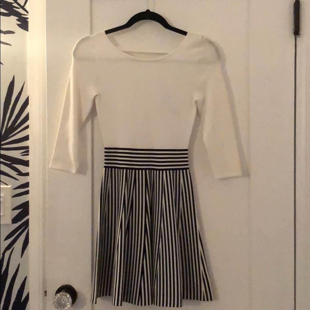 Guess dress size xs. Worn once!